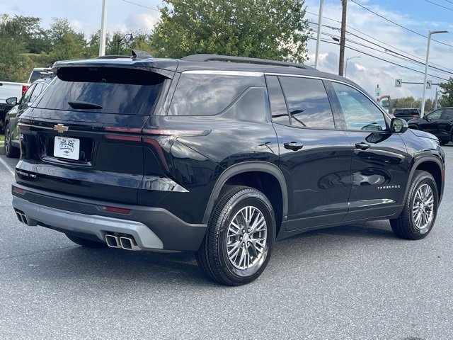 2026 Chevrolet Traverse photo 7