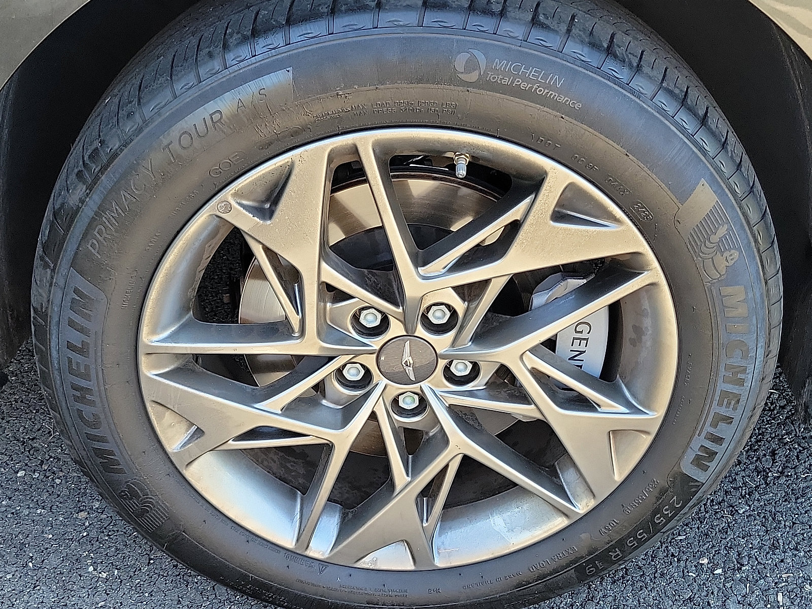 2024 Genesis GV70 2.5T Advanced Select photo 5