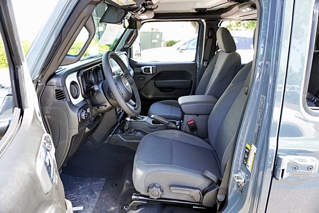 New 2025 Anvil Clear-Coat Exterior Paint Jeep Sport image 19