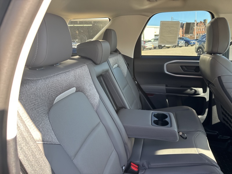 2025 Ford Bronco Sport Badlands photo 9