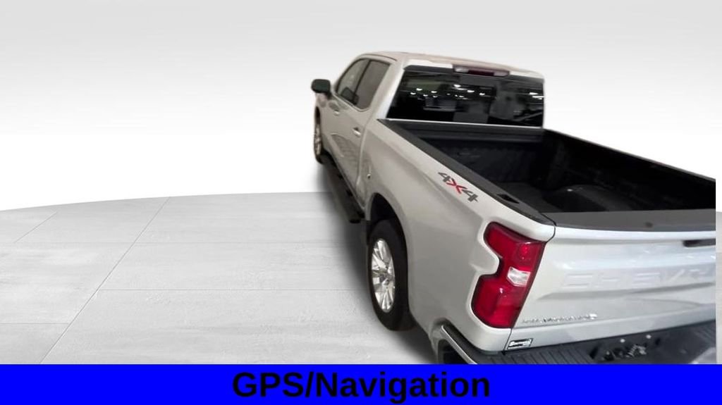 2020 Chevrolet Silverado 1500 LTZ photo 2