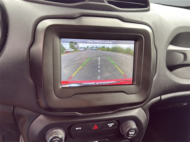 2020 Jeep Renegade Sport photo 19