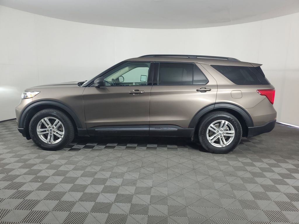 2021 Ford Explorer XLT photo 7