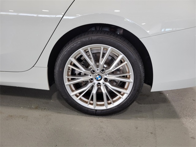 2024 Bmw 330i photo 25