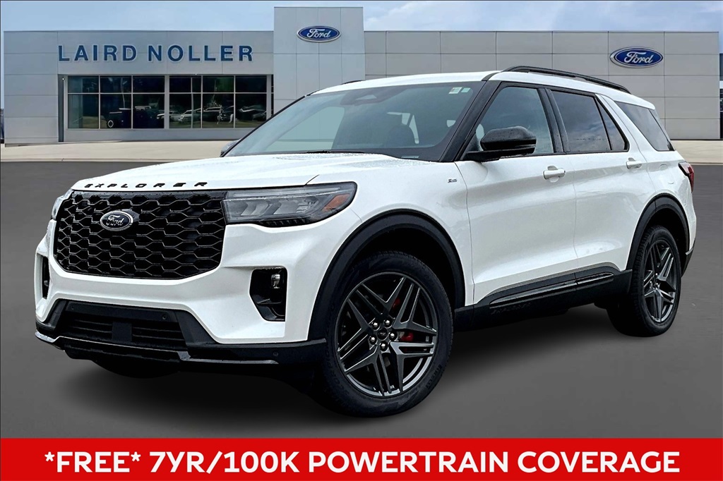 2025 Ford Explorer ST-LINE's photo