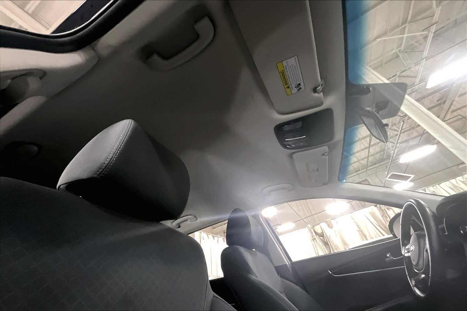 2020 Kia Sorento LX photo 13