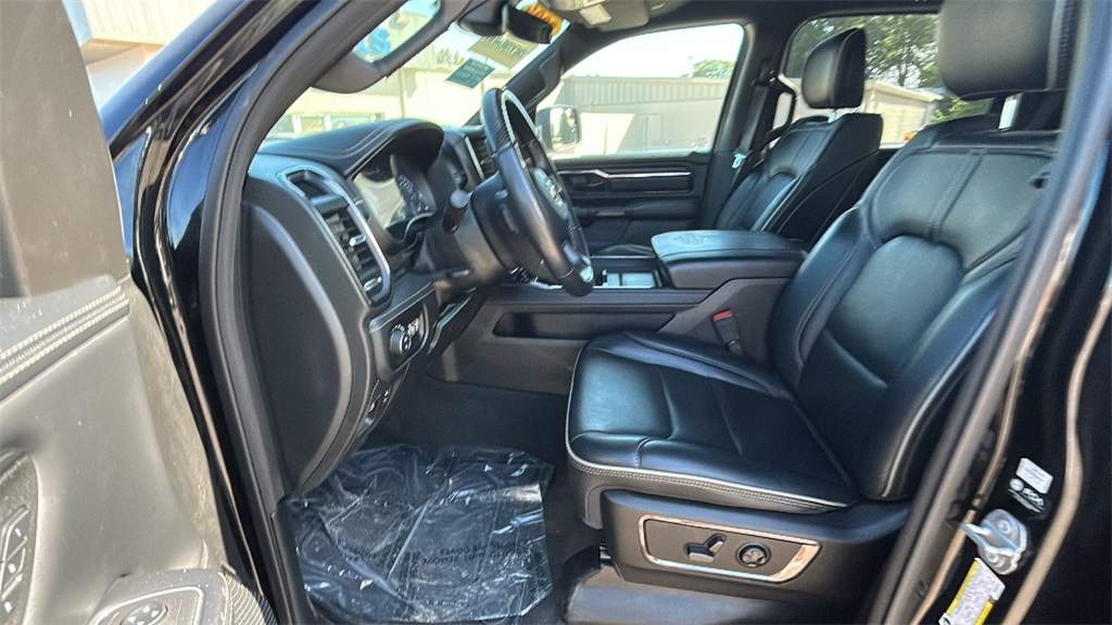 2022 Ram 1500 Limited photo 14