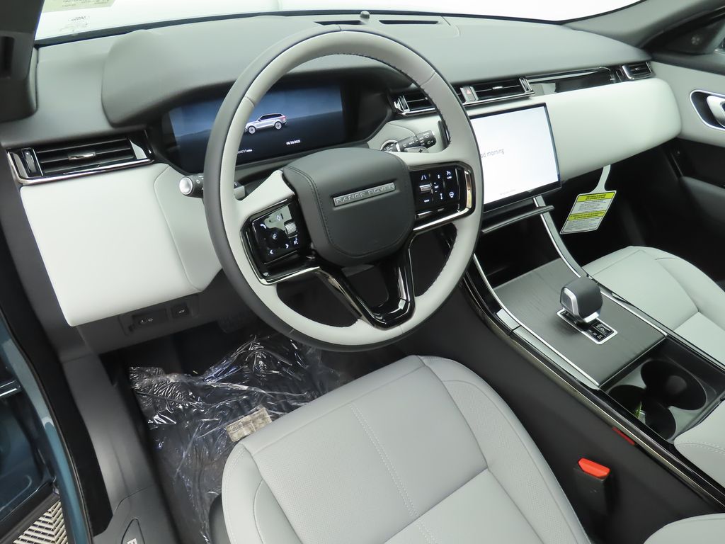 2026 Land Rover Range Rover Velar S photo 9