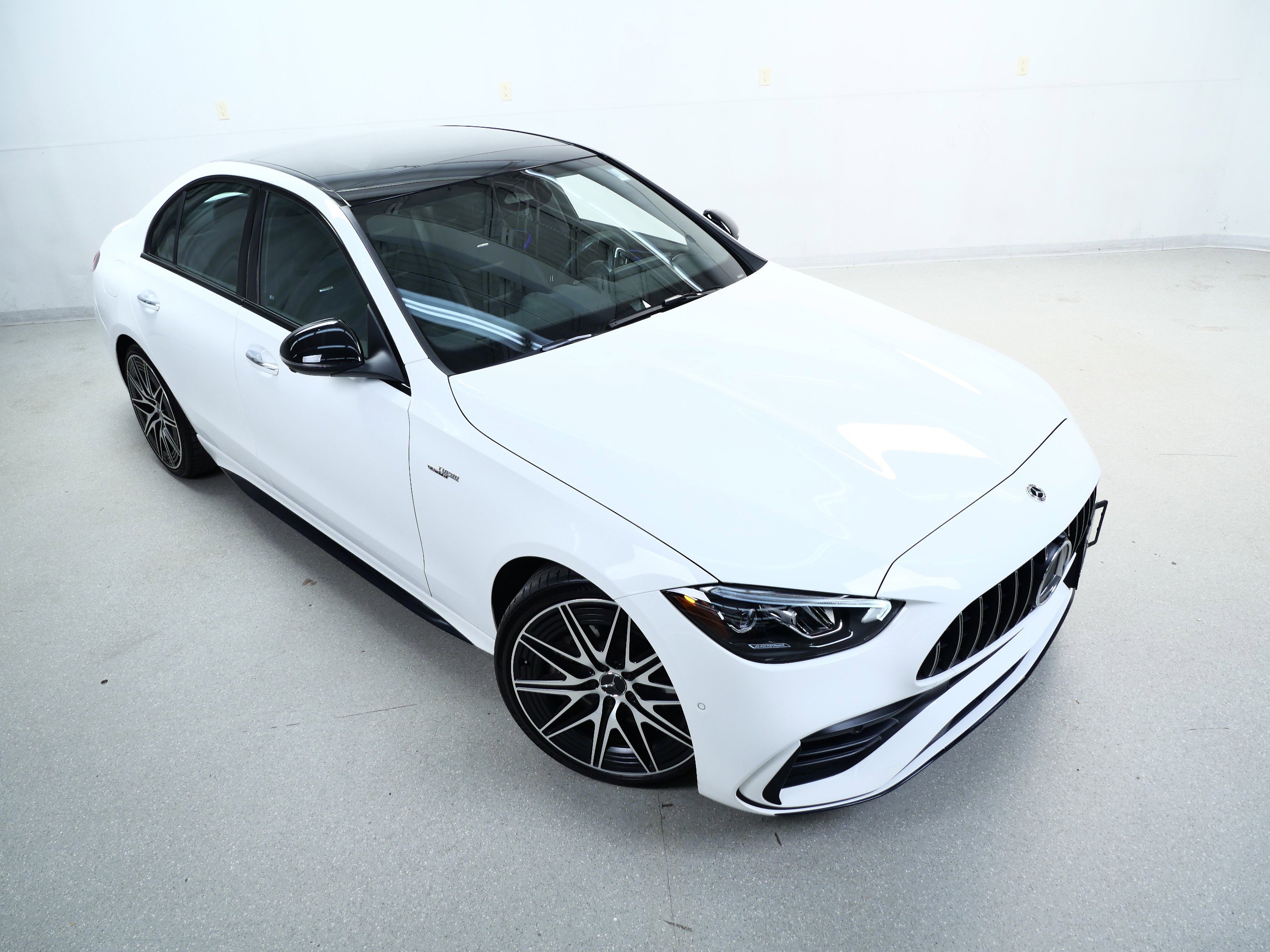 2023 Mercedes Benz C AMG 43 4MATIC photo 3