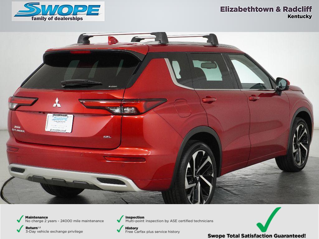 2022 Mitsubishi Outlander SEL photo 3