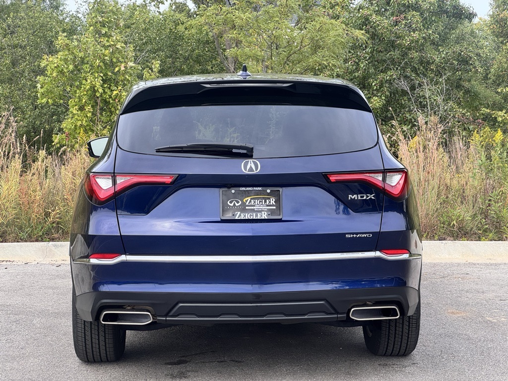 2023 Acura MDX SH-AWD photo 5