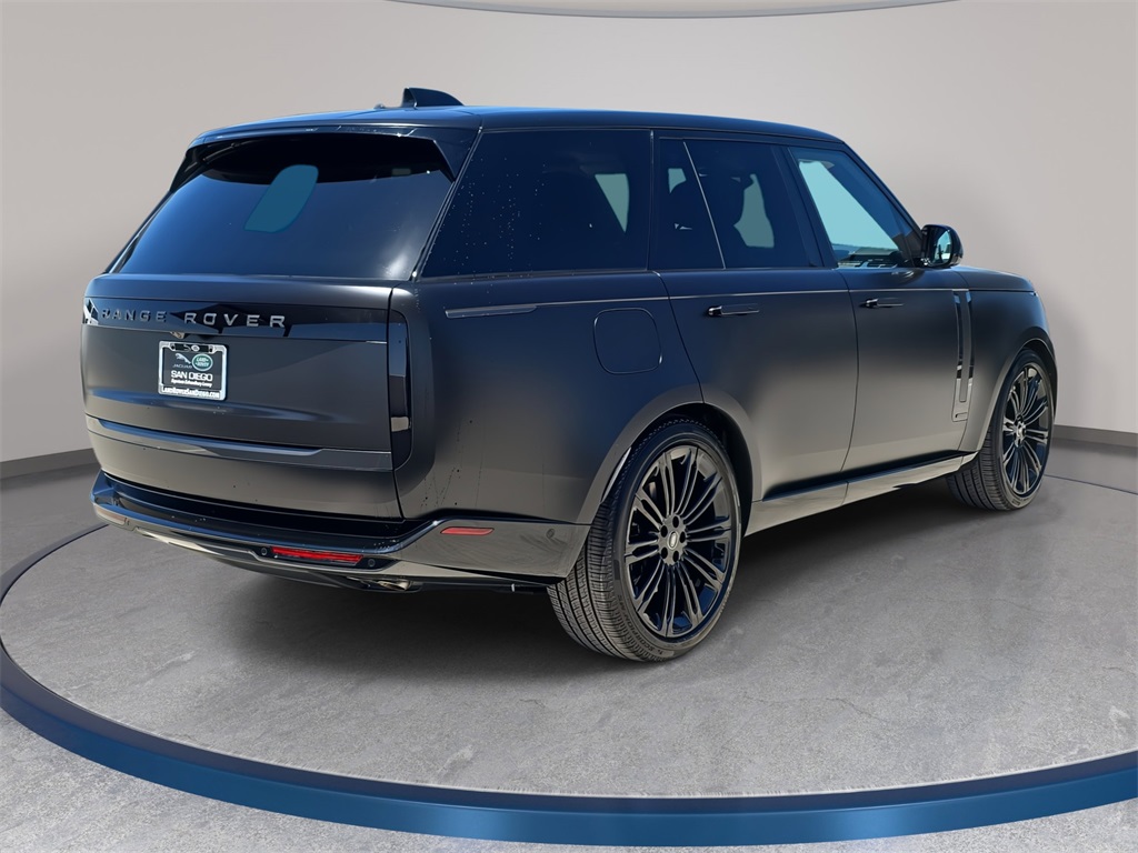2025 Land Rover Range Rover Autobiography photo 5