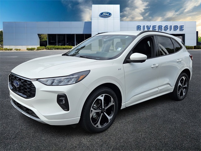 2023 Ford Escape ST-Line Select photo 3