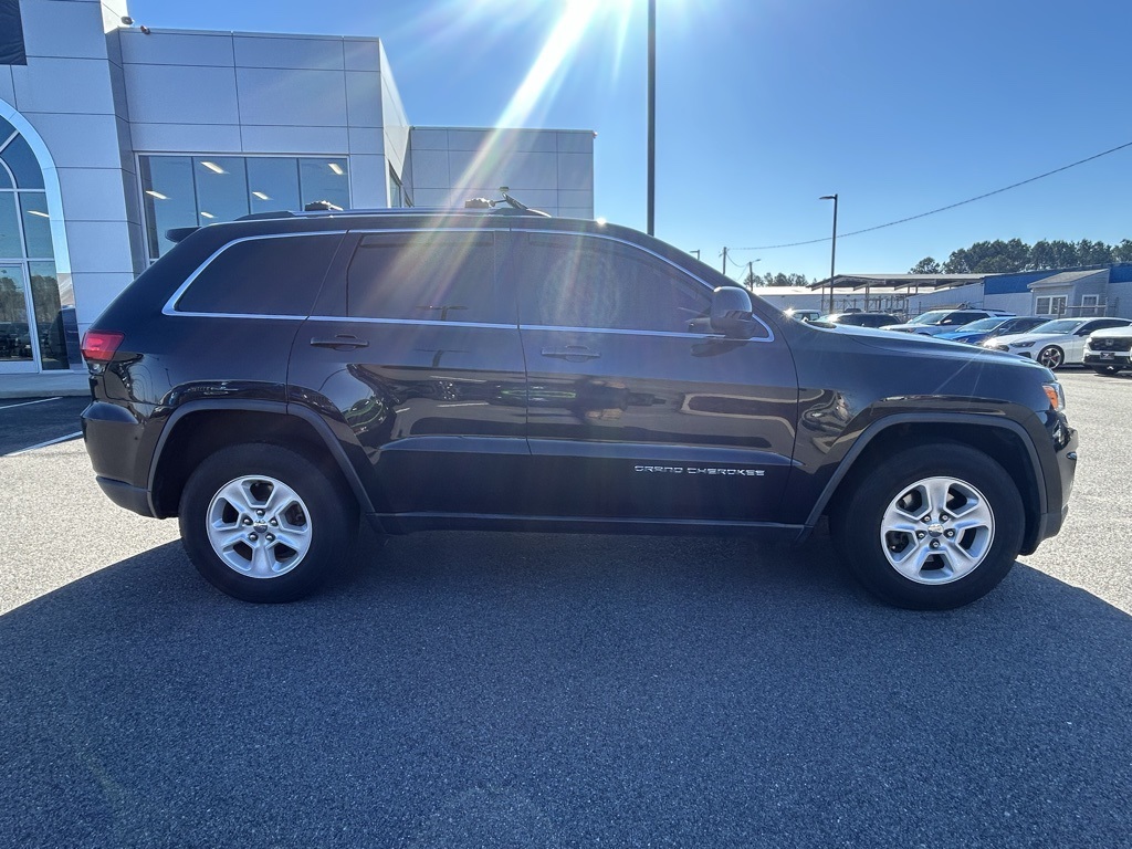 Used 2015 Jeep Grand Cherokee Laredo E with VIN 1C4RJFAG5FC950025 for sale in Franklin, VA