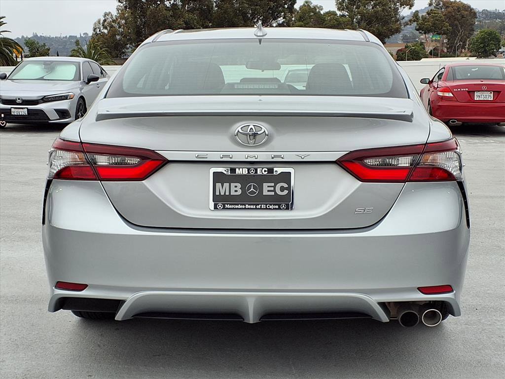 2024 Toyota Camry SE photo 21