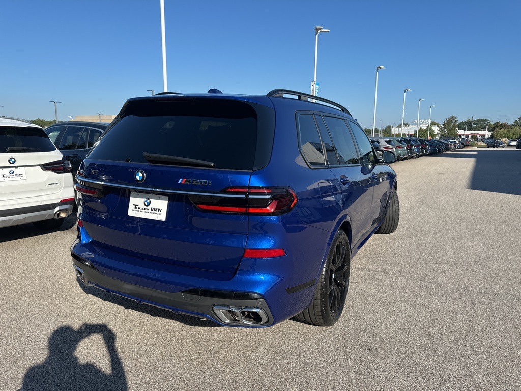 2025 Bmw X7 M60i photo 6