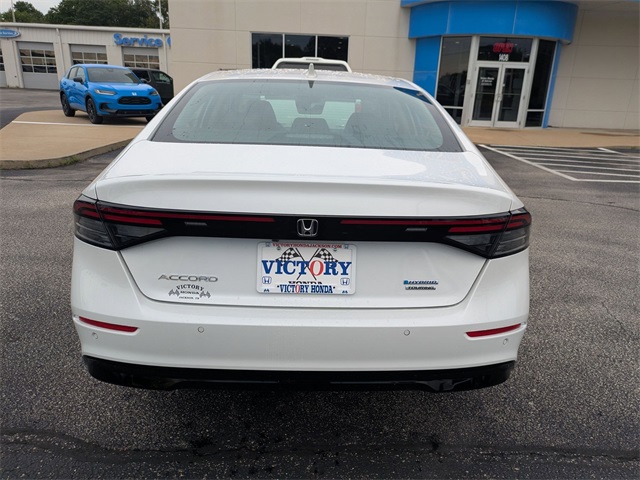 2025 Honda Accord Hybrid Touring photo 7