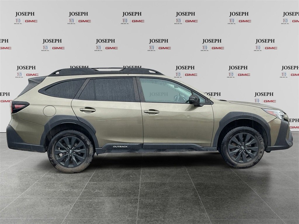 2023 Subaru Outback Onyx Edition's photo