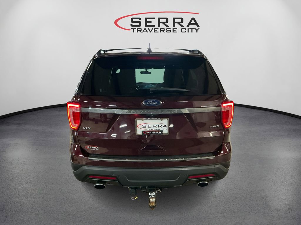 2018 Ford Explorer XLT photo 6