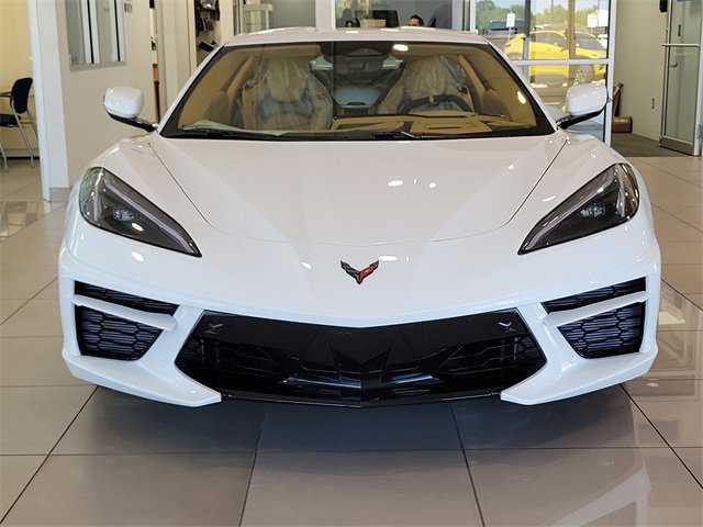 2026 Chevrolet Corvette Stingray 3LT photo 2