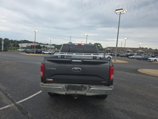 2016 Ford F-150 XLT photo 4