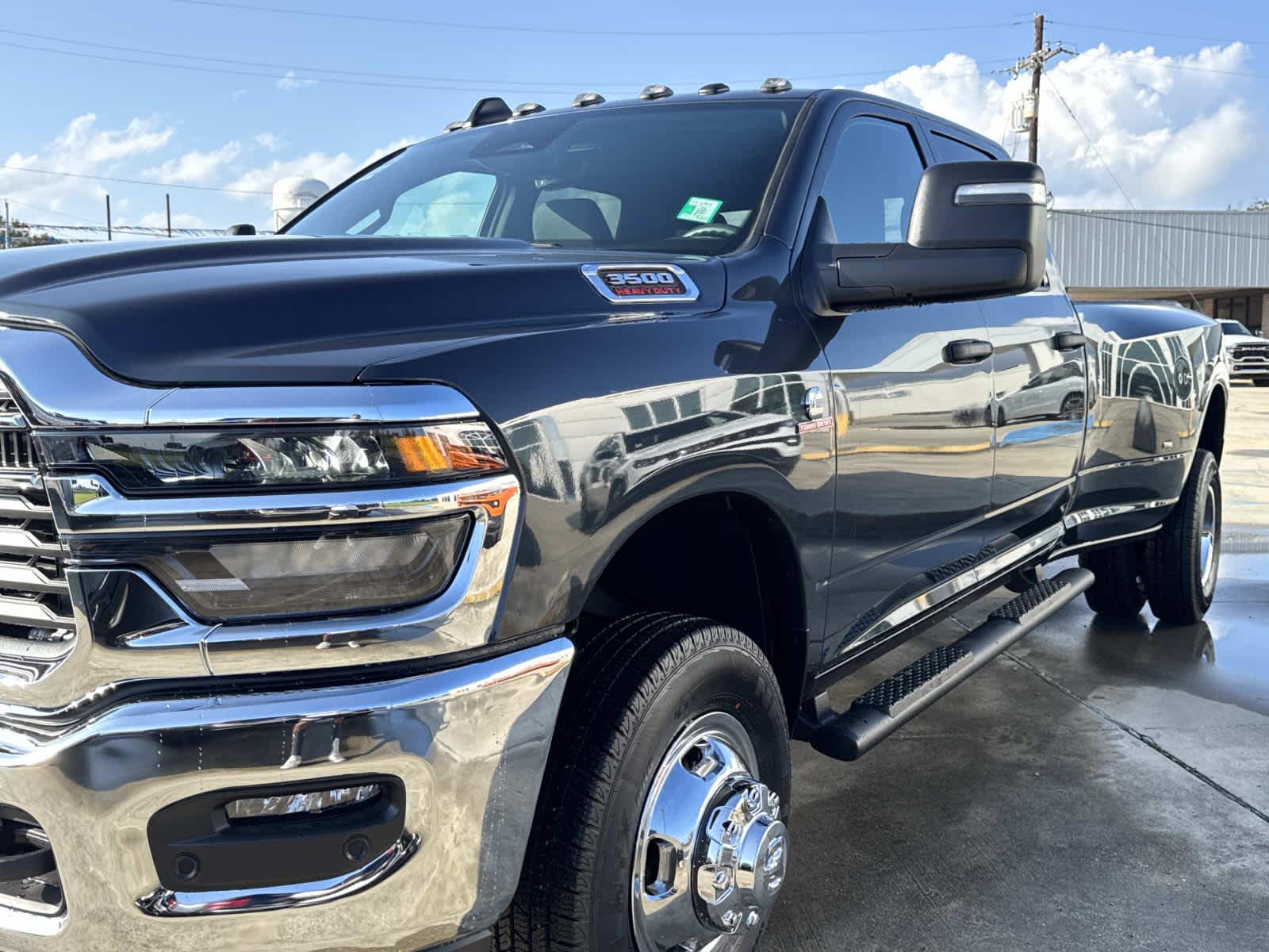 2026 Ram 3500 Tradesman photo 4