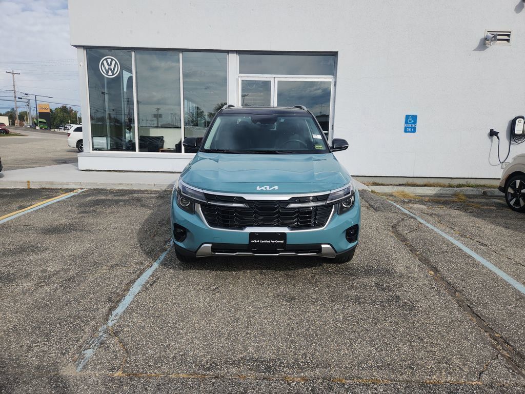 2024 Kia Seltos S photo 2