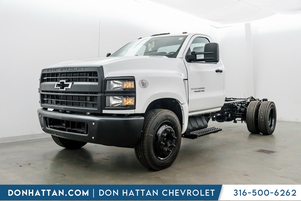 2023 Chevrolet Silverado 4500 Medium Duty Chassis Cab Work Truck's photo