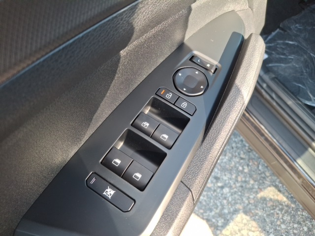 2026 Kia Sportage LX photo 10