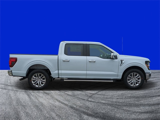 2025 Ford F-150 XLT photo 2