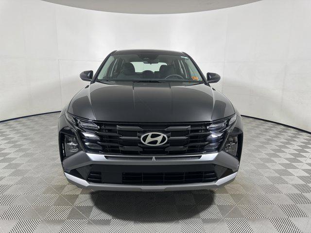 2026 Hyundai Tucson SE photo 2