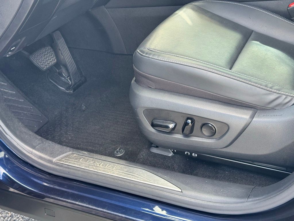 2023 Lexus RX 350 Premium photo 23