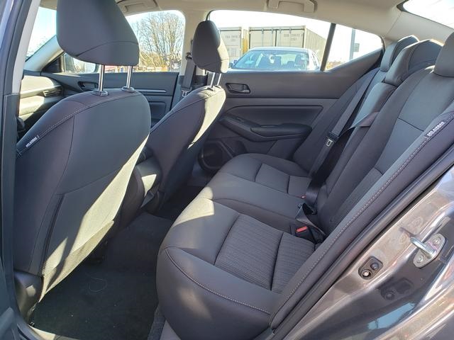2025 Nissan Altima S photo 10