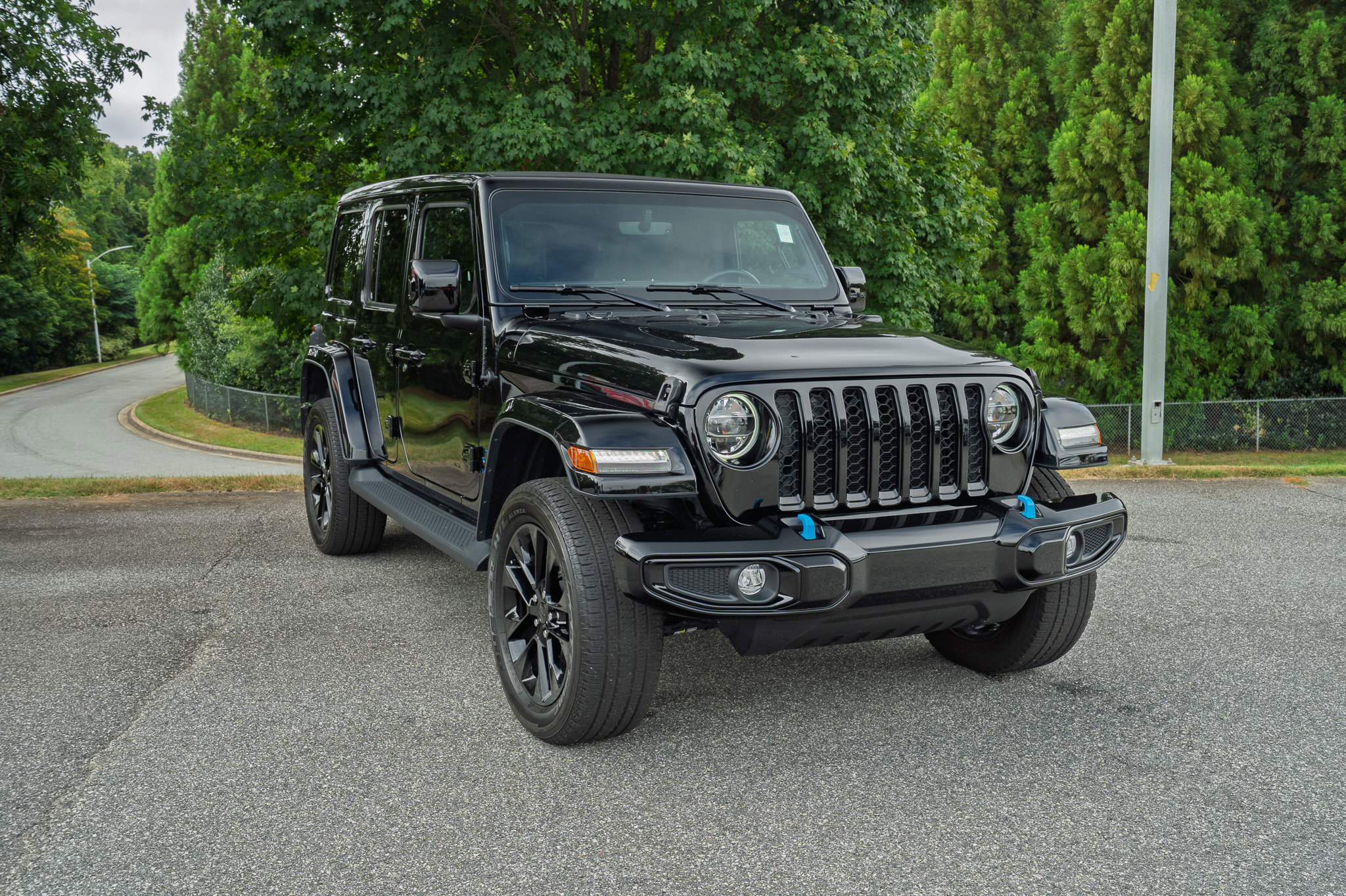 2021 Jeep Wrangler 4xe Unlimited Sahara High Altitude photo 9
