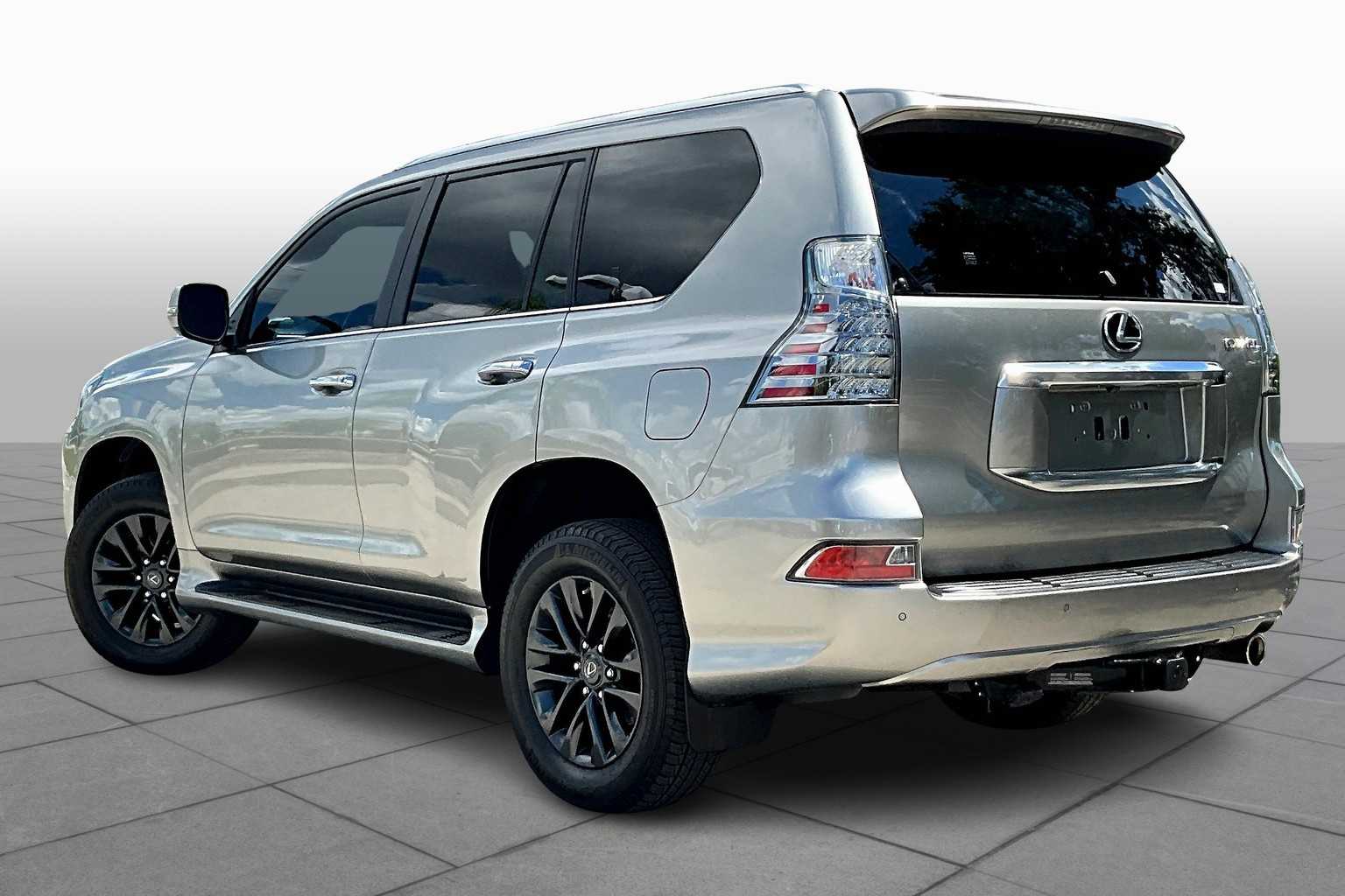 2023 Lexus GX 460 Premium photo 11