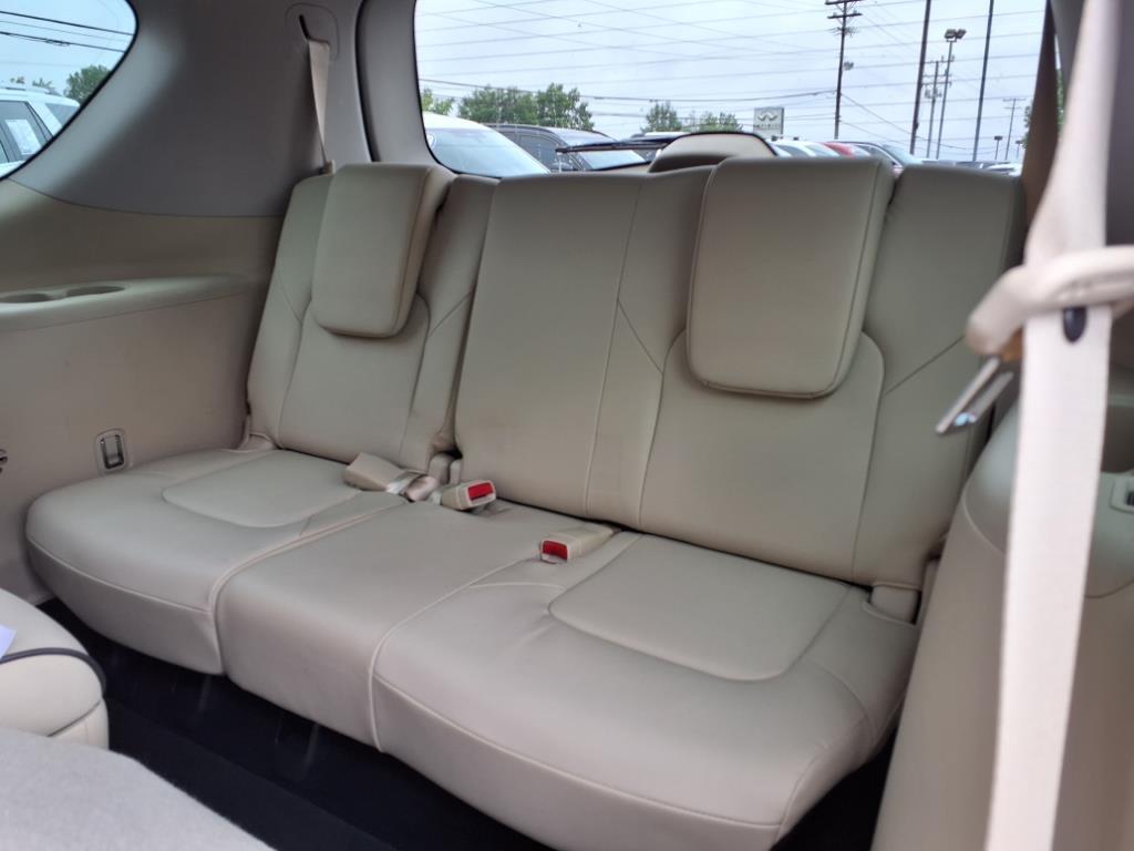 2022 Infiniti QX80 Luxe photo 24