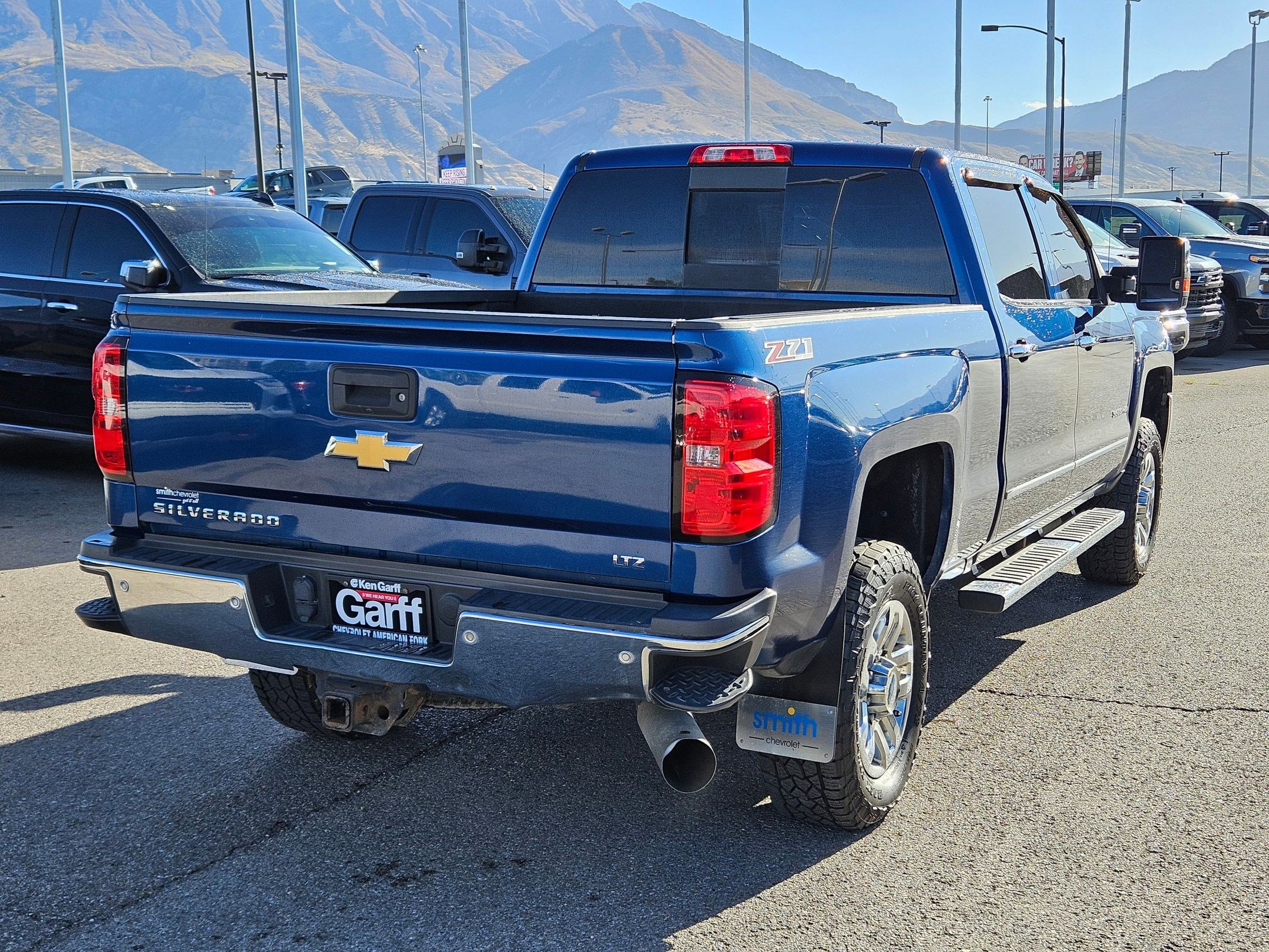 2016 Chevrolet Silverado 3500HD LTZ photo 3