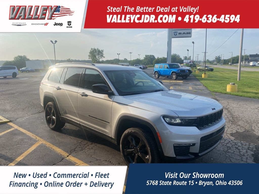 New 2025 Jeep Grand Cherokee L Laredo Utility in Cuyahoga Falls