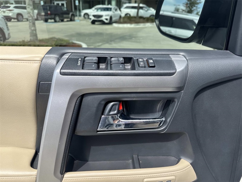 2022 Toyota 4Runner Limited photo 15