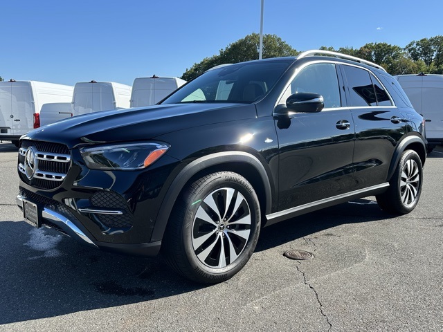 2025 Mercedes Benz GLE 450e 4MATIC photo 2