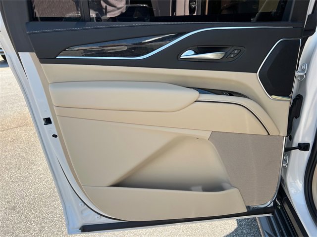 2024 Cadillac Escalade ESV Premium Luxury photo 22