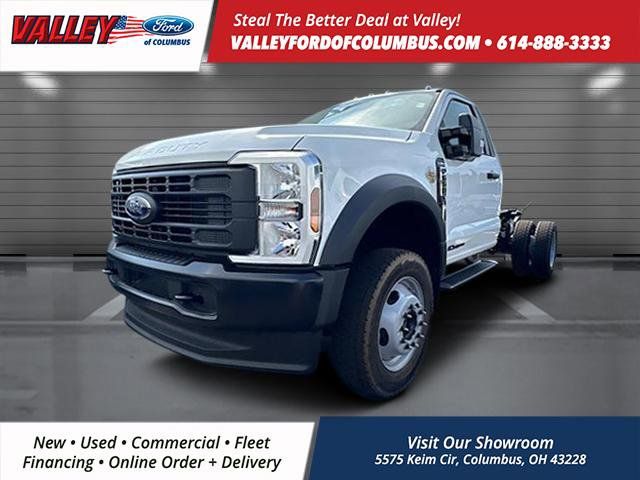 2024 Ford F-550 photo 3