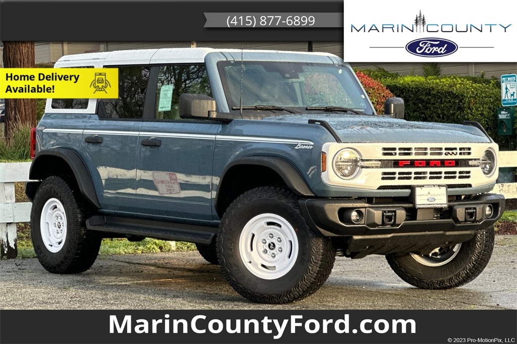2025 Ford Bronco 4-Door Heritage Editon's photo