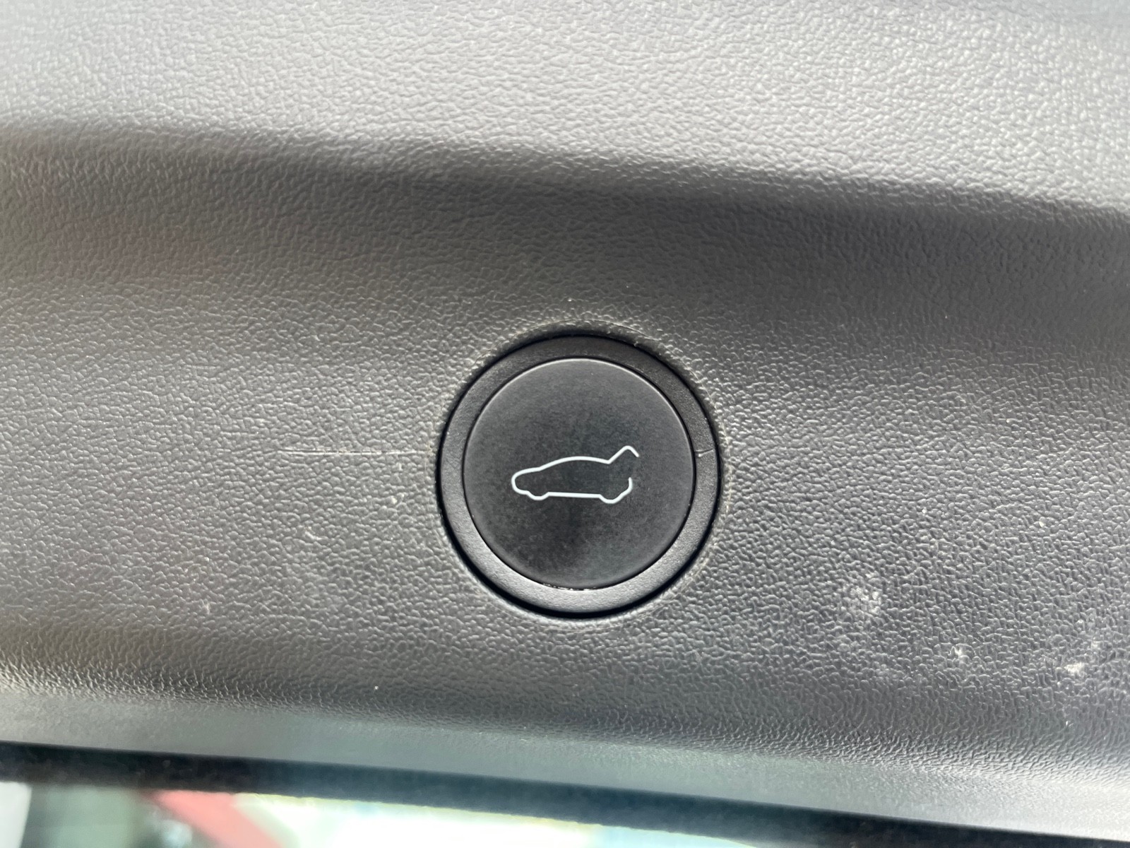 2023 Tesla Model Y Performance photo 10