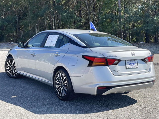 2024 Nissan Altima 2.5 SV photo 5