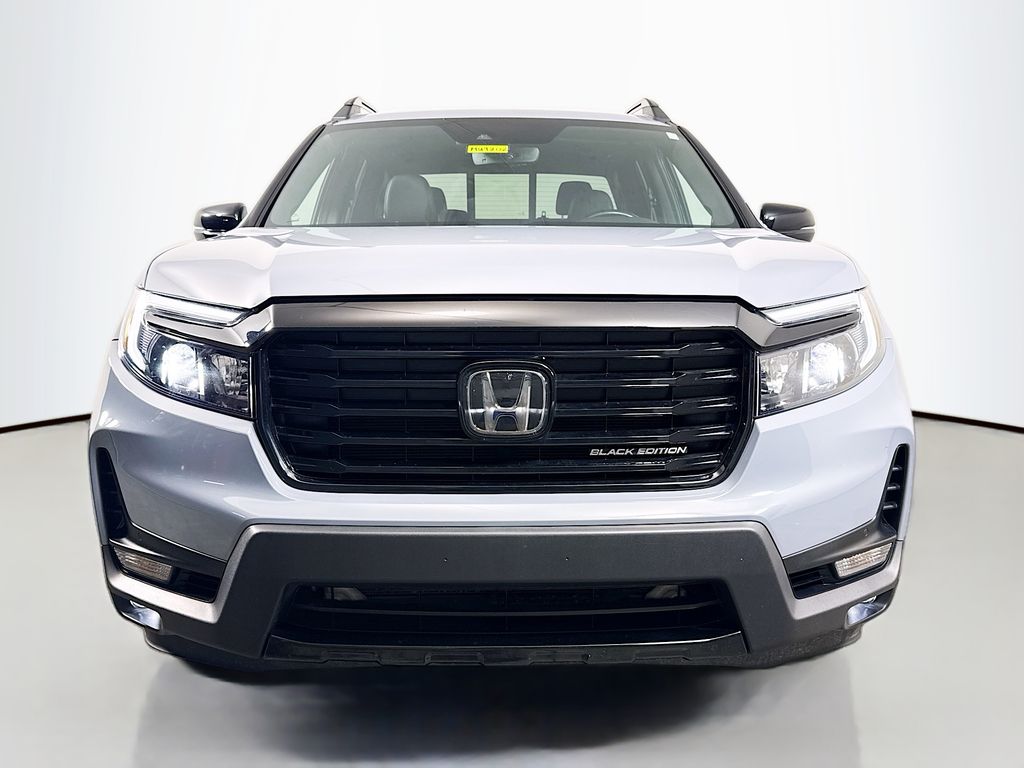 2023 Honda Ridgeline Black Edition photo 2