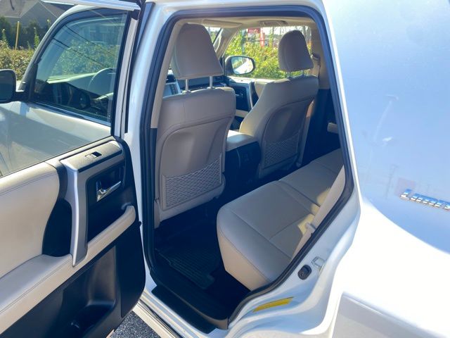 2022 Toyota 4Runner Limited photo 19