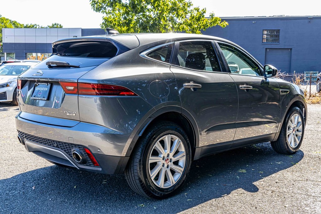 2018 Jaguar E-PACE S photo 4