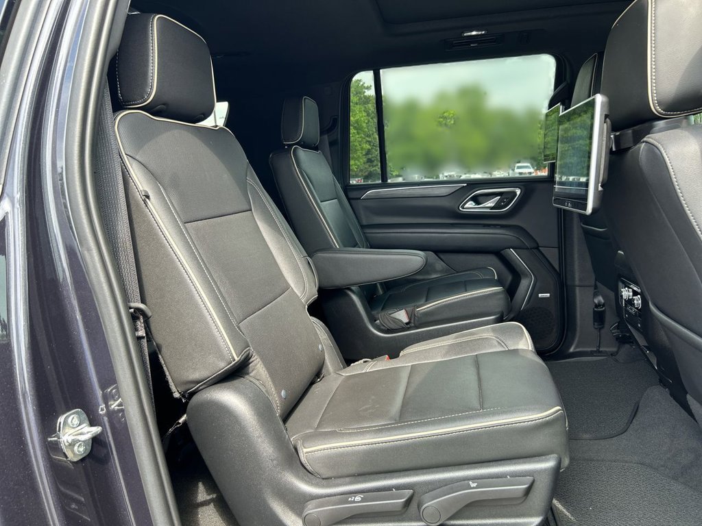 2023 Gmc Yukon XL SLT photo 15