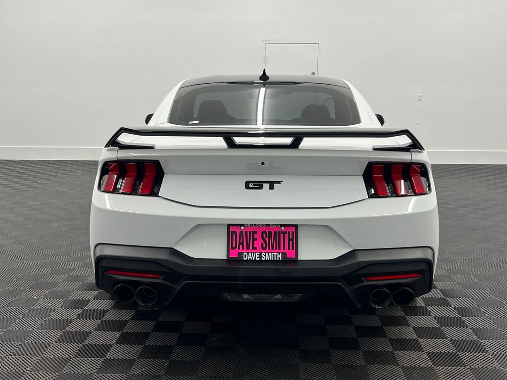 2024 Ford Mustang GT Premium photo 9